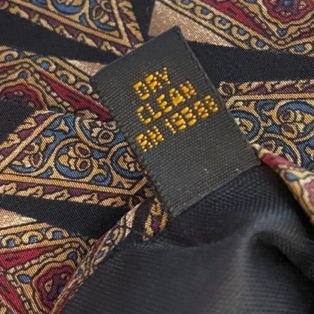 Etienne Aigner Men's Classic Neck Tie Black Diamond Retro Print 100% Silk